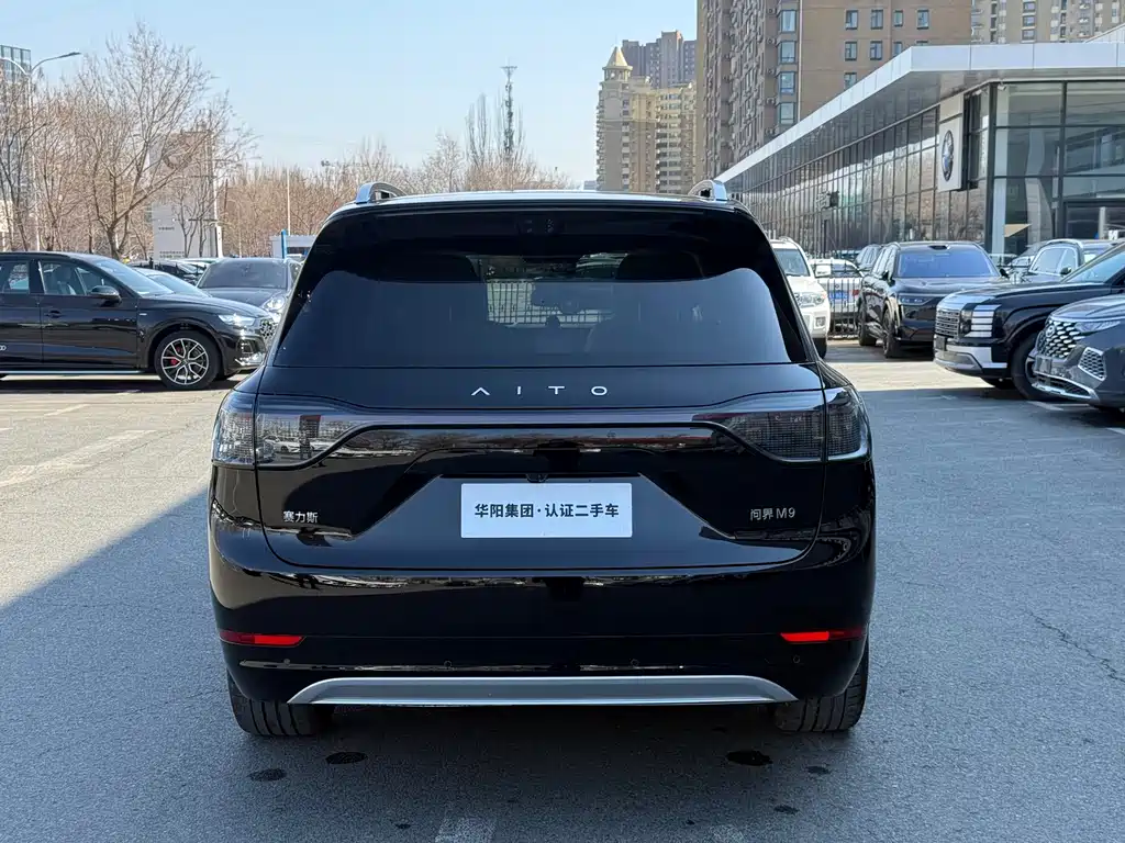 Aito M9 2025 Ultra 52kWh 6 мест (192 )