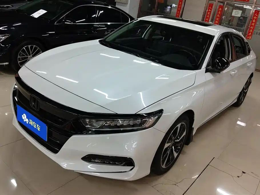 Honda Accord 2018 260TURBO Elite V