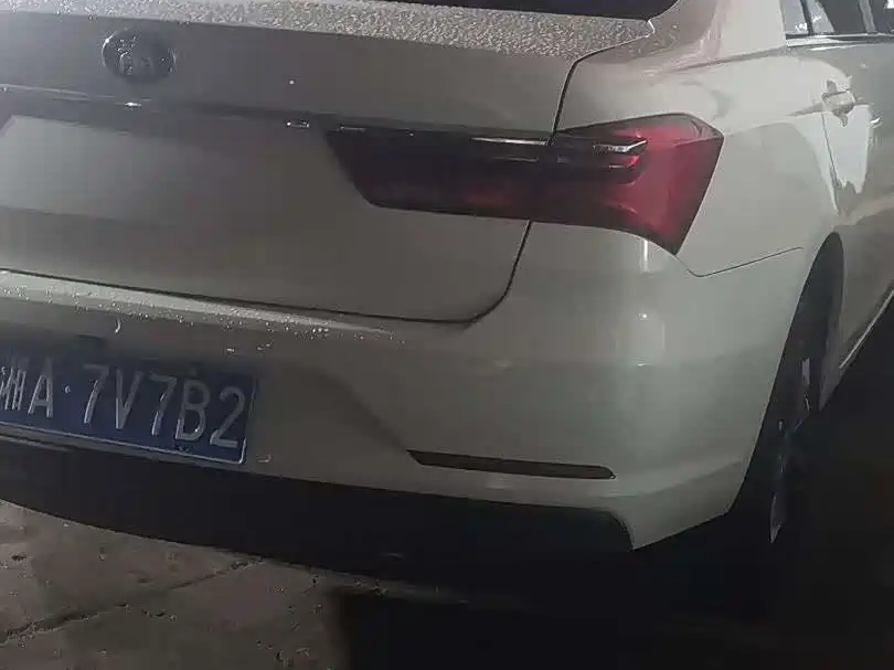 BYD Qin — миниатюра 9