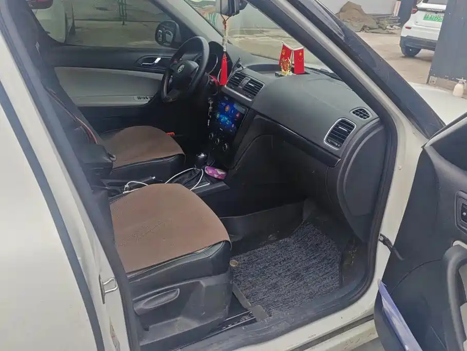 Skoda Yeti — миниатюра 8