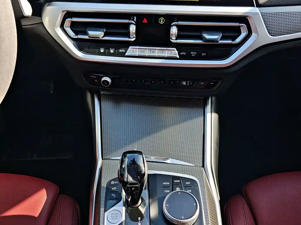 BMW 3 Series — миниатюра 11