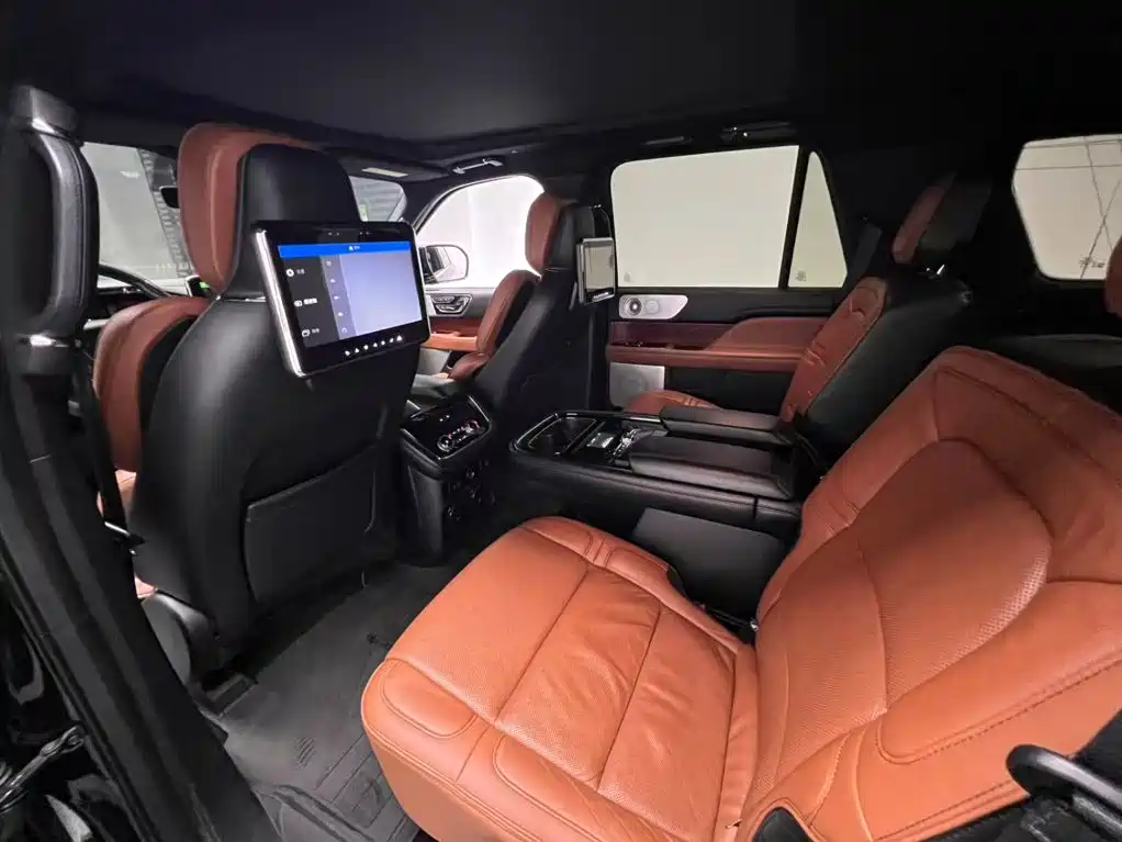 Lincoln Navigator 3.5T Premium Shine Edition China V, фото 12