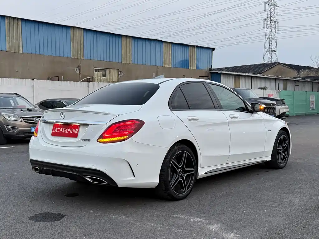 MERCEDES-BENZ C CLASS