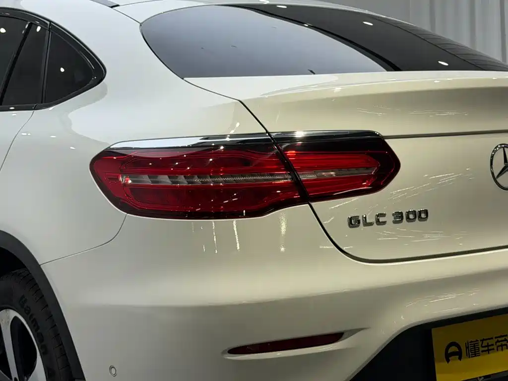 Mercedes-Benz GLC Coupe — миниатюра 8
