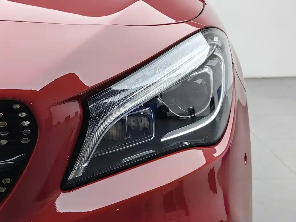 Mercedes-Benz CLA (Import) — миниатюра 7