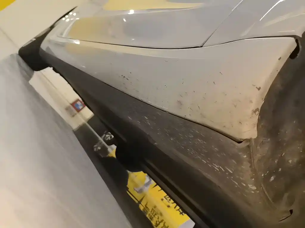 Tesla Model 3 — миниатюра 21