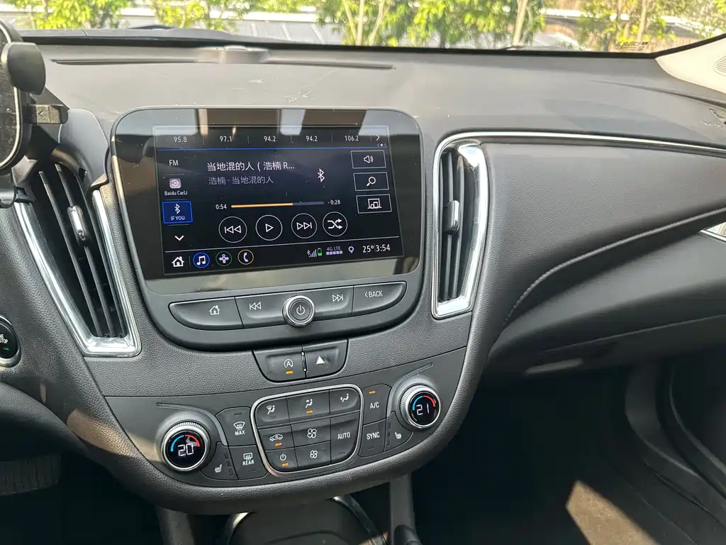 Chevrolet Malibu XL — миниатюра 18