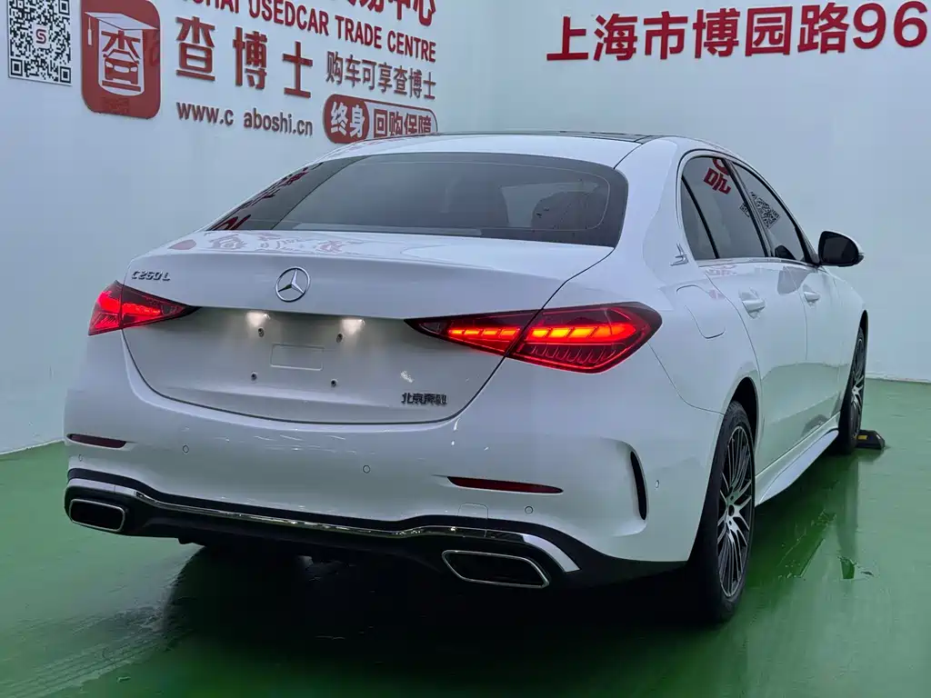 Mercedes-Benz C-Class — миниатюра 32
