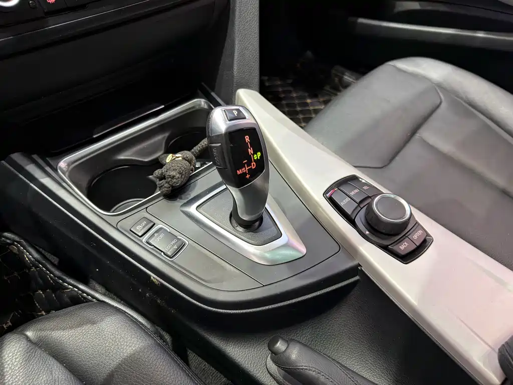 BMW 3 Series GT — миниатюра 11