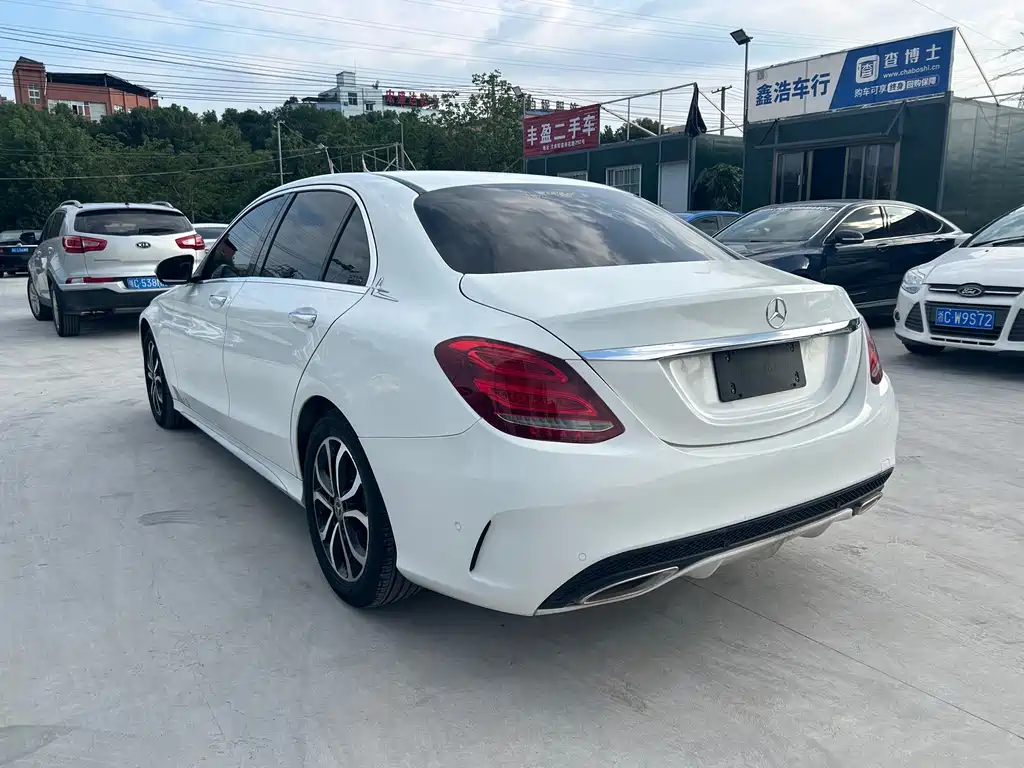 Mercedes-Benz C-Class — миниатюра 4