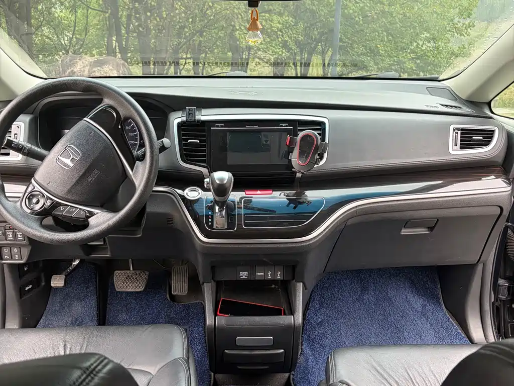 Honda Odyssey — миниатюра 9