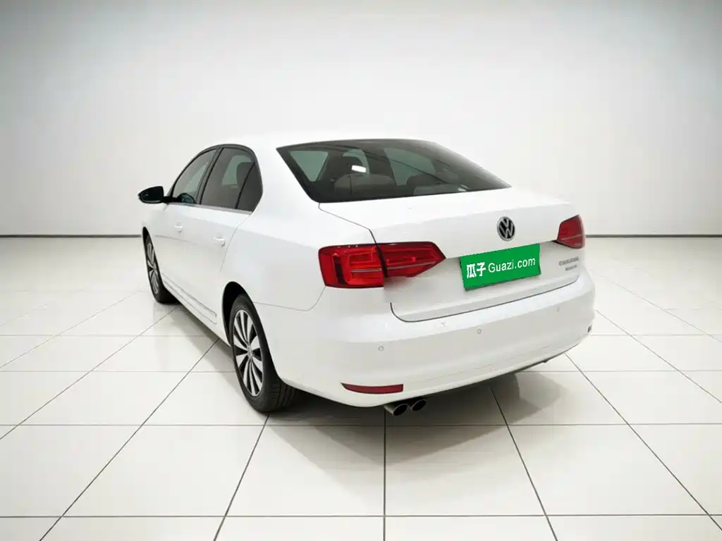 Volkswagen Sagitar — миниатюра 4