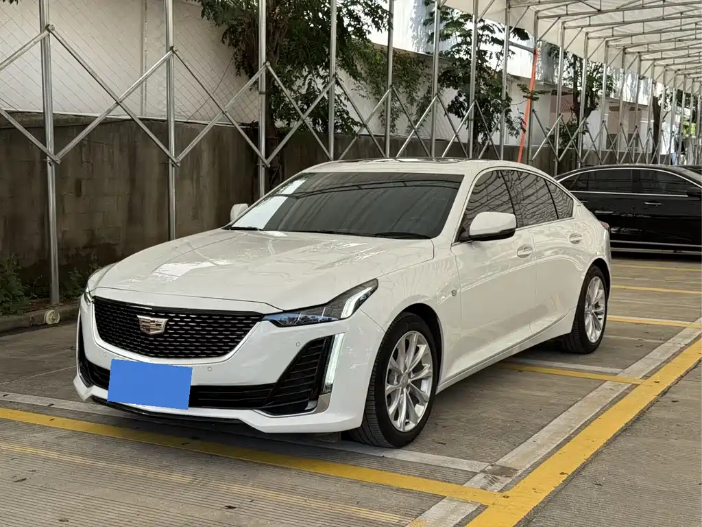 CADILLAC CT4