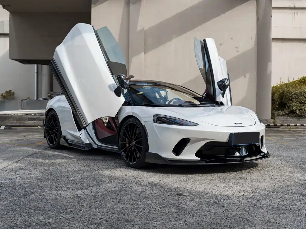 McLaren GT 2023 4.0T