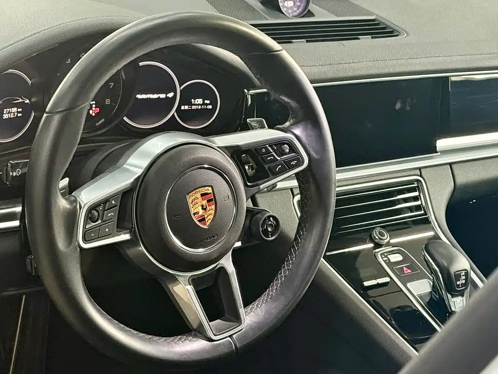 PORSCHE PANAMERA NEW ENERGY