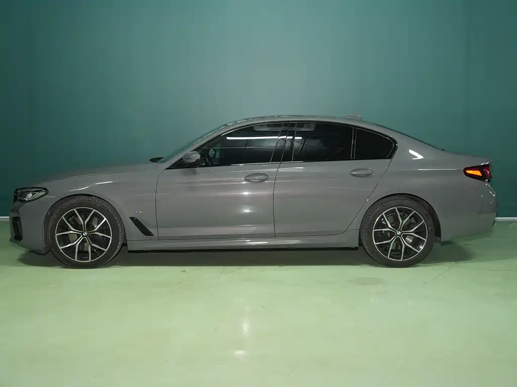 BMW 5 Series 5 2022 530i M Sport