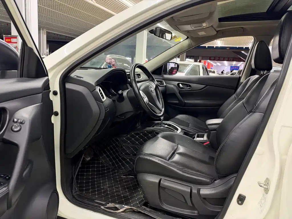 Nissan X-Trail — миниатюра 4