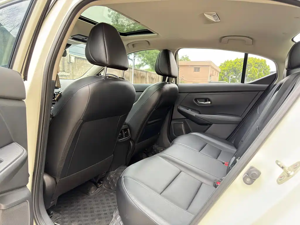 Nissan Sylphy — миниатюра 7