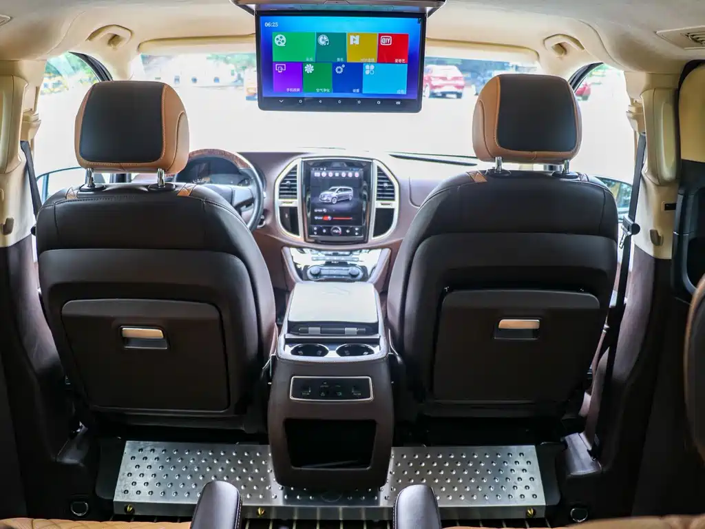 Mercedes-Benz V-Class (Import) — миниатюра 5