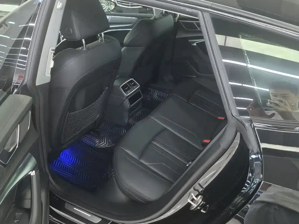 Audi A7 2023 45 TFSI