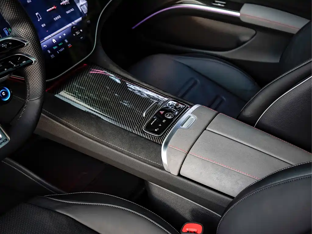 MERCEDES-BENZ EQS AMG