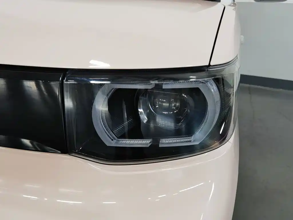 Wuling MINIEV — миниатюра 7