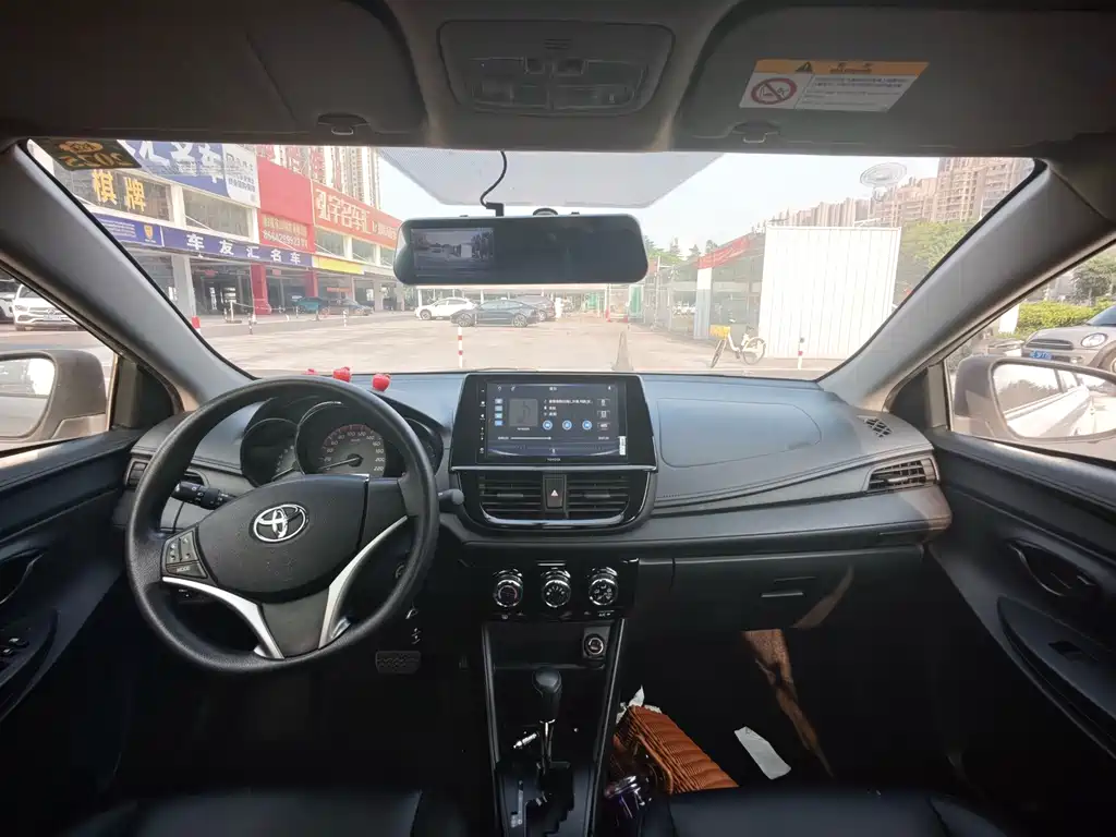 Toyota Vios — миниатюра 7