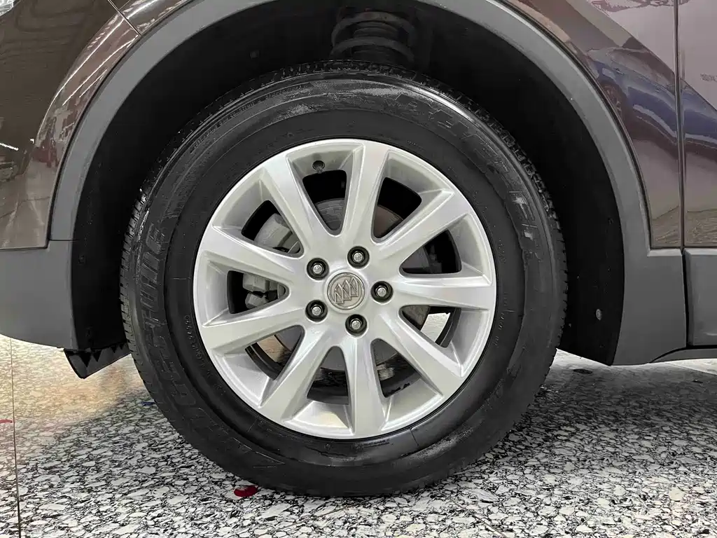 Buick Envision Plus — миниатюра 15