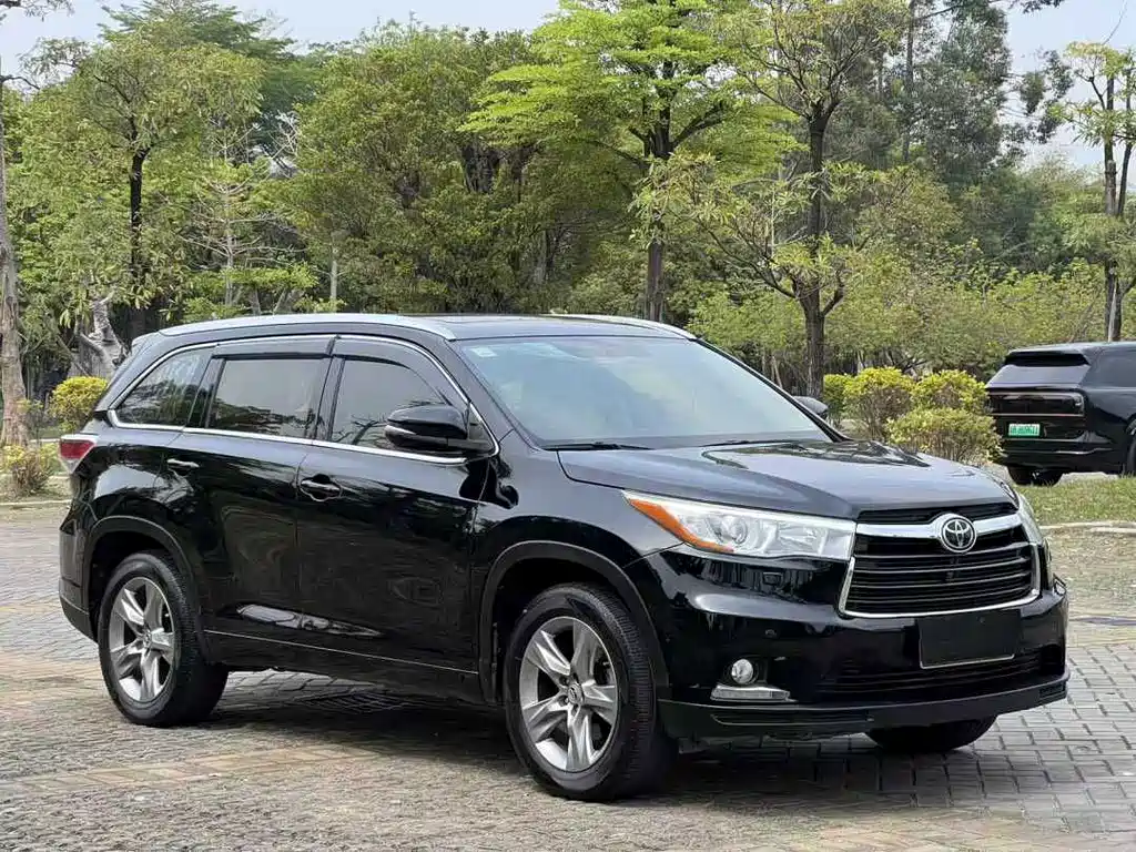 Toyota Highlander — миниатюра 3