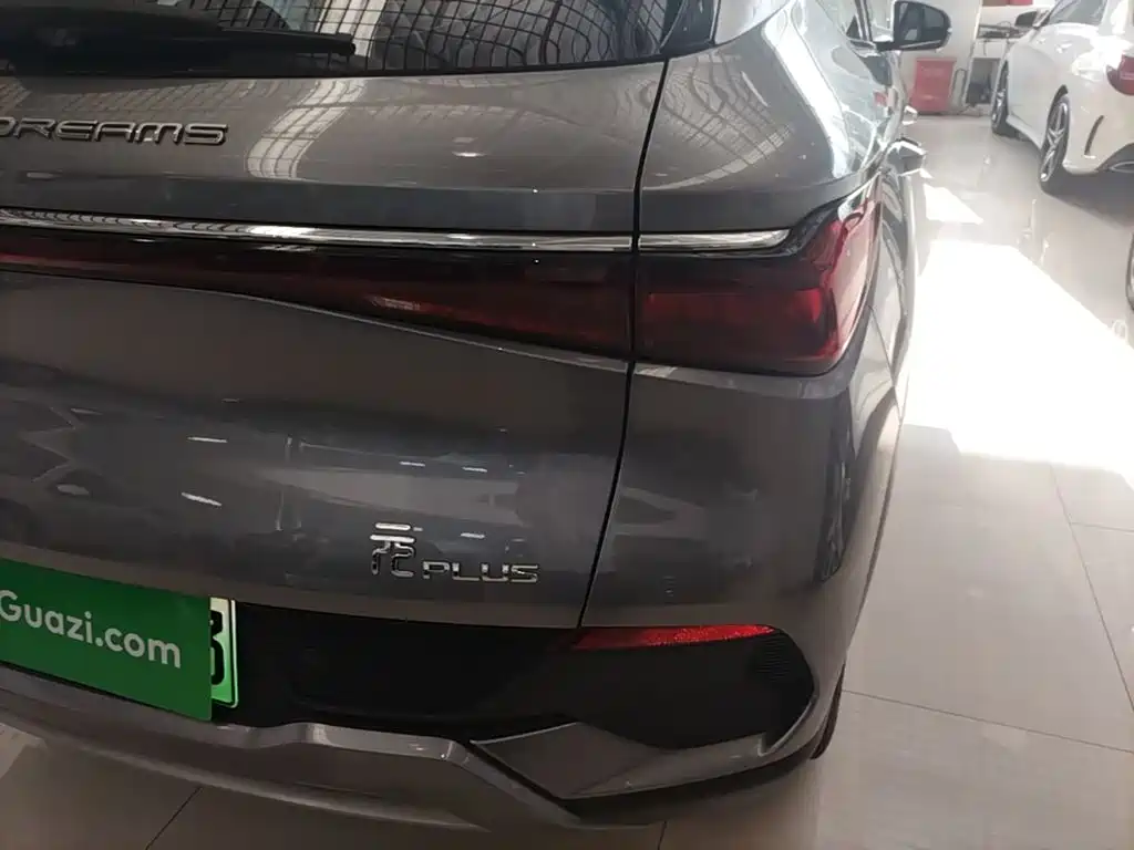 BYD Yuan Plus — миниатюра 8