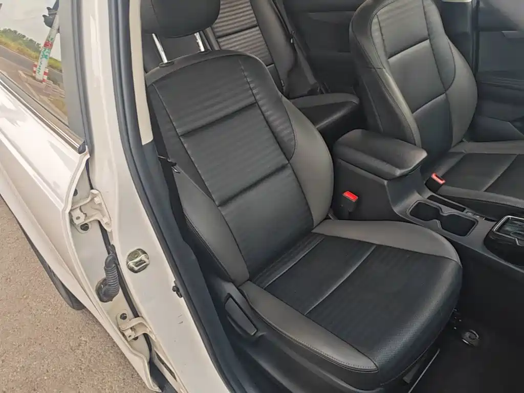 Kia Sportage — миниатюра 25