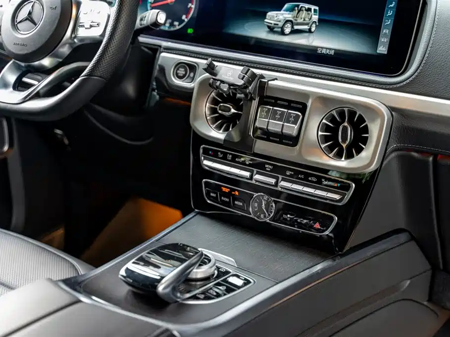 MERCEDES-BENZ G CLASS