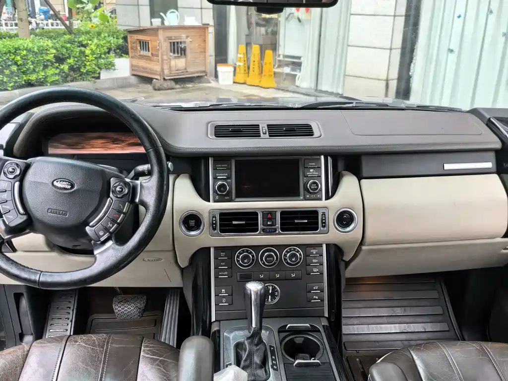 Land Rover Range Rover 2010 5.0 NA V8 HSE