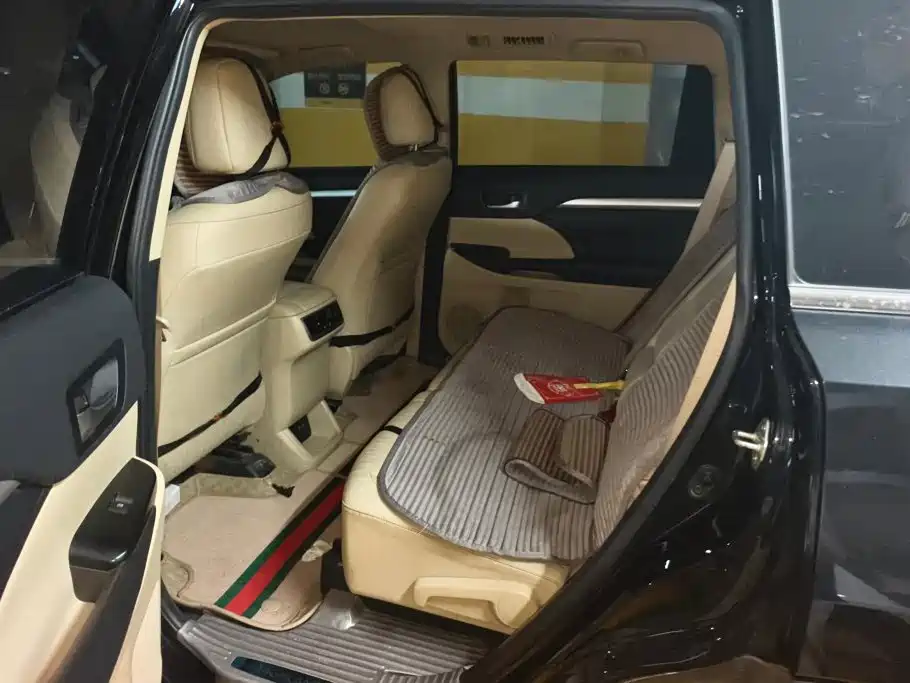 Toyota Highlander — миниатюра 11