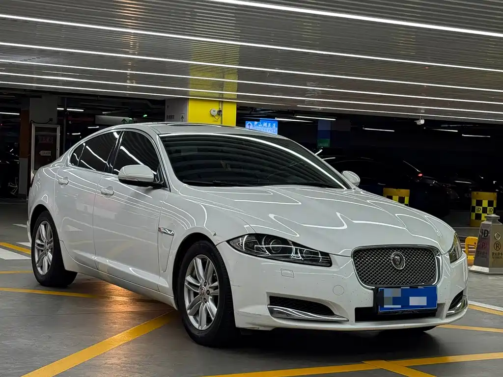 Jaguar XF — миниатюра 3