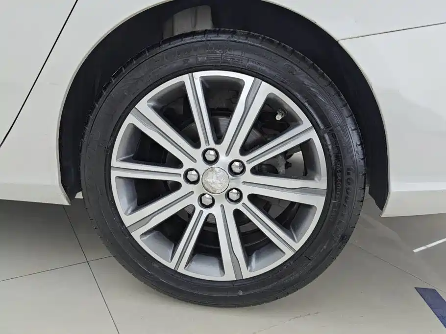 Peugeot 408 — миниатюра 6