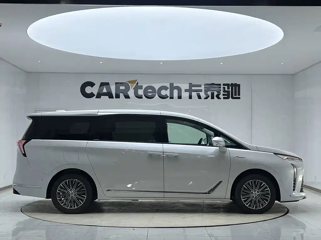Buick GL8 Hybrid LandKing Luxury Enjoy Edition 7 seats, фото 8