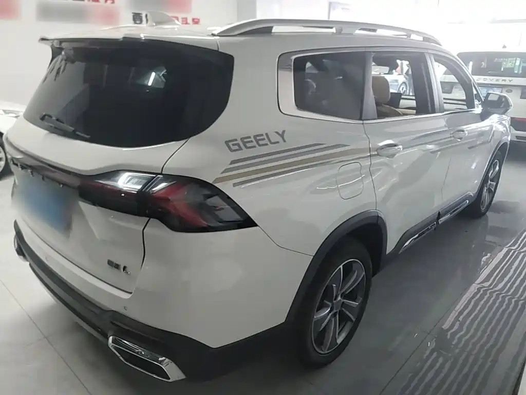 Geely Haoyue L — миниатюра 7