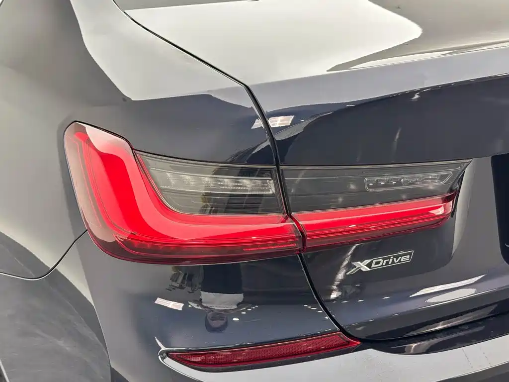 BMW 3 Series — миниатюра 25