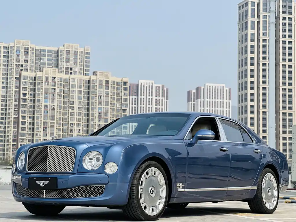 Купить Bentley Mulsanne