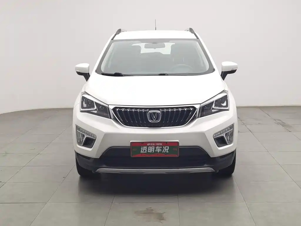 Changan CS15EV — миниатюра 3