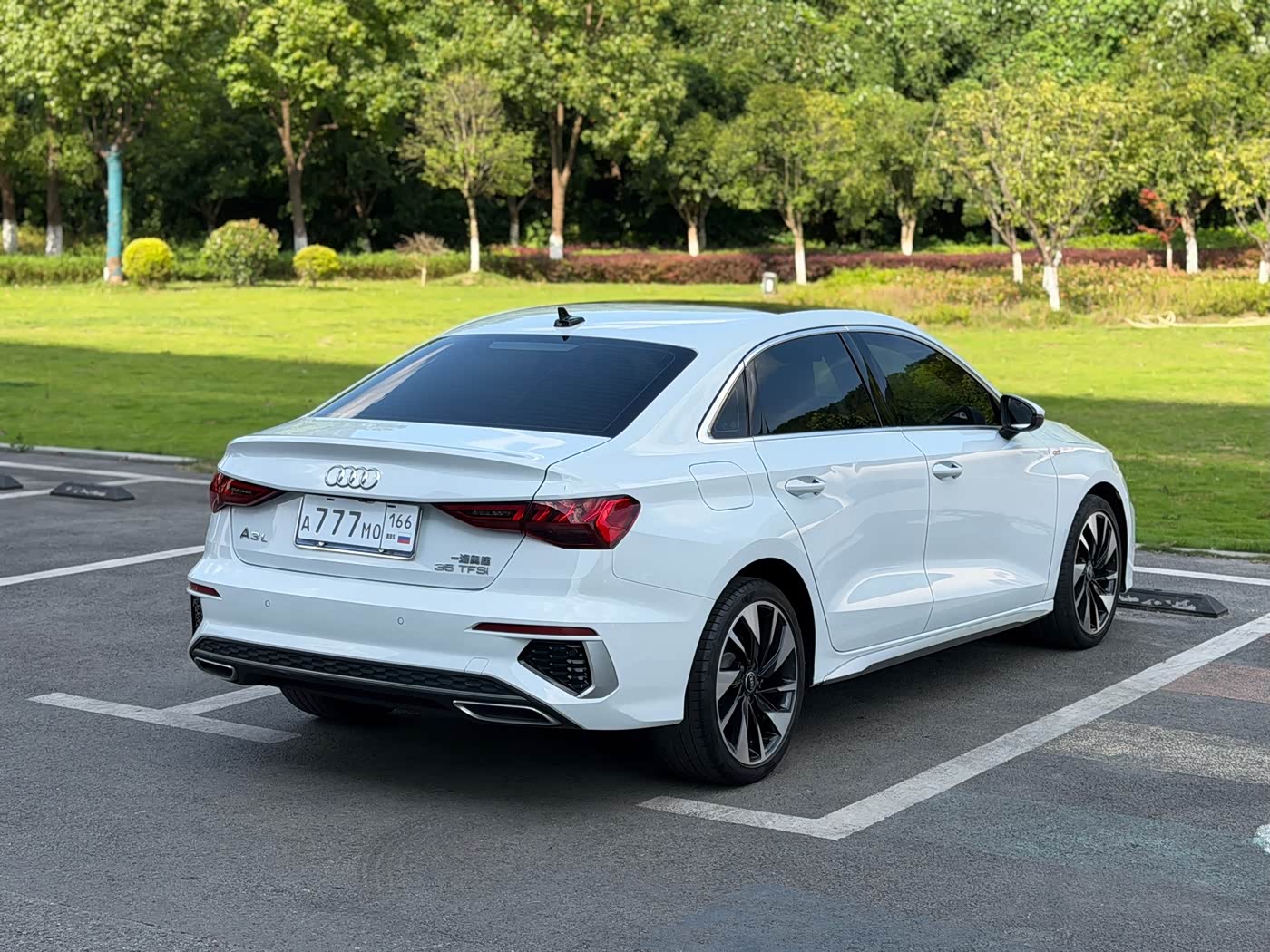 Audi A3 1.4 л 2022 г. Белый, пробег 30000 км