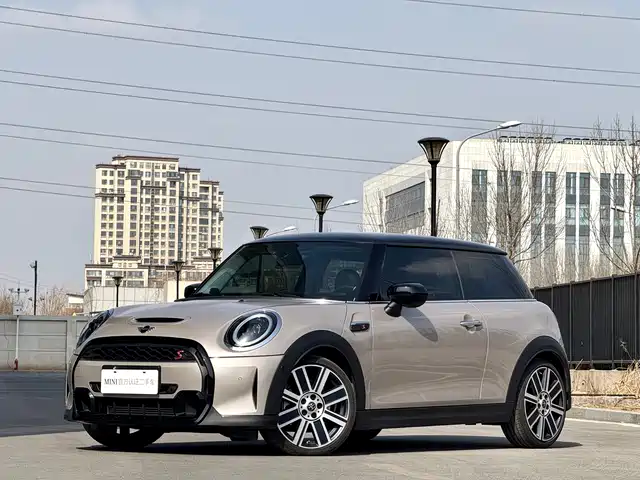 MINI 