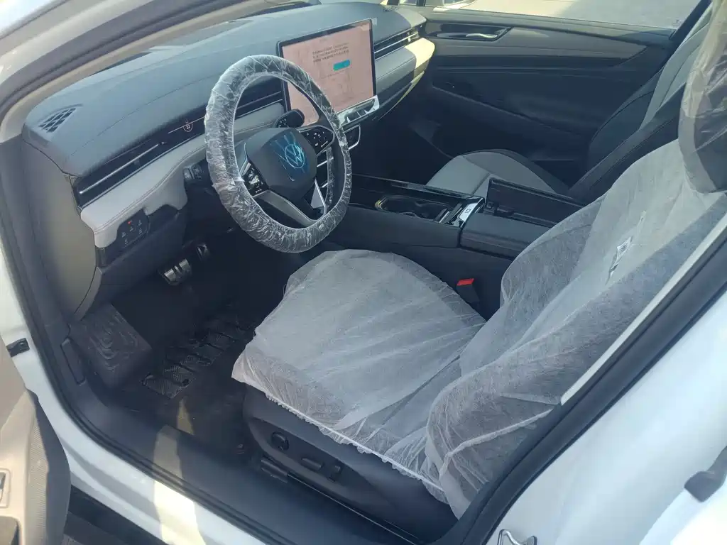 VOLKSWAGEN ID.7 VIZZION