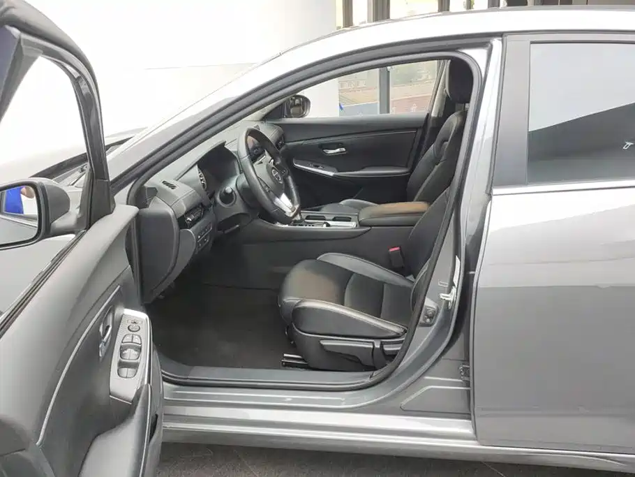 Nissan Sylphy — миниатюра 9