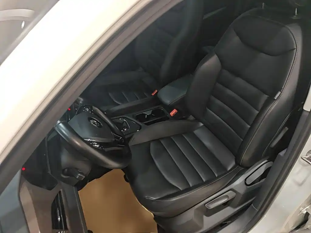 Volkswagen Tharu — миниатюра 15