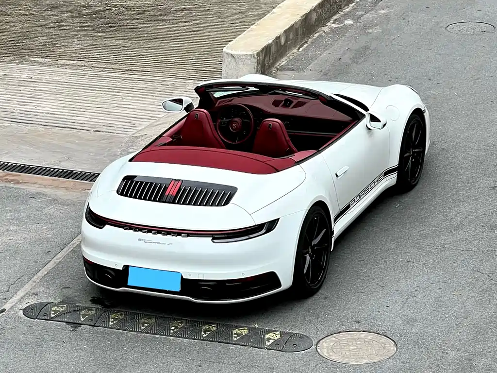 Porsche 911 2020 Carrera 4 Cabriolet 3.0T