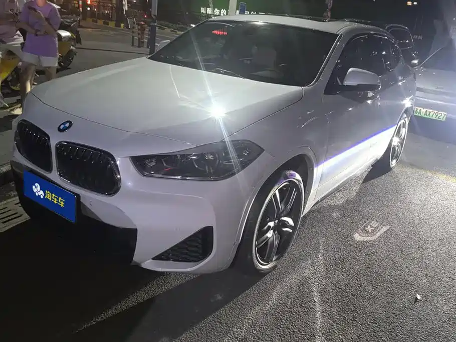 BMW X2