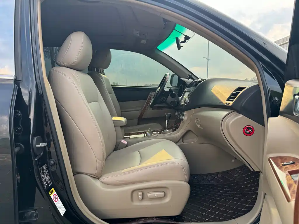 Toyota Highlander — миниатюра 6