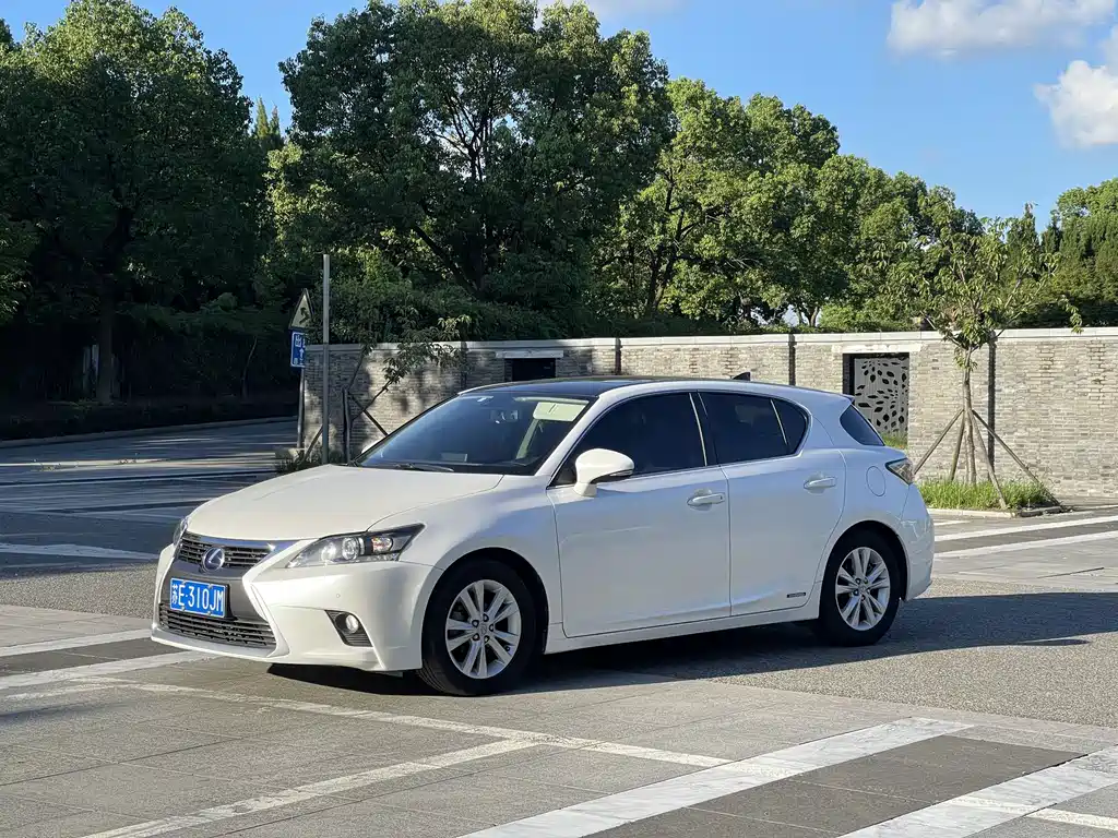 Lexus CT